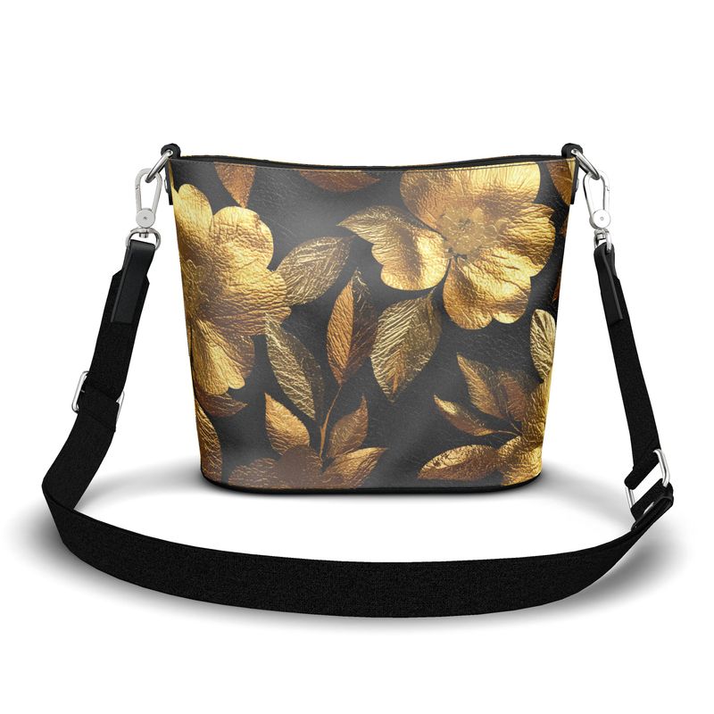 Golden Nova™ Penzance Large Leather Bucket Tote